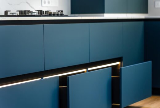 Framed vs. Frameless Cabinets Which Style Fits Your Kitchen Best